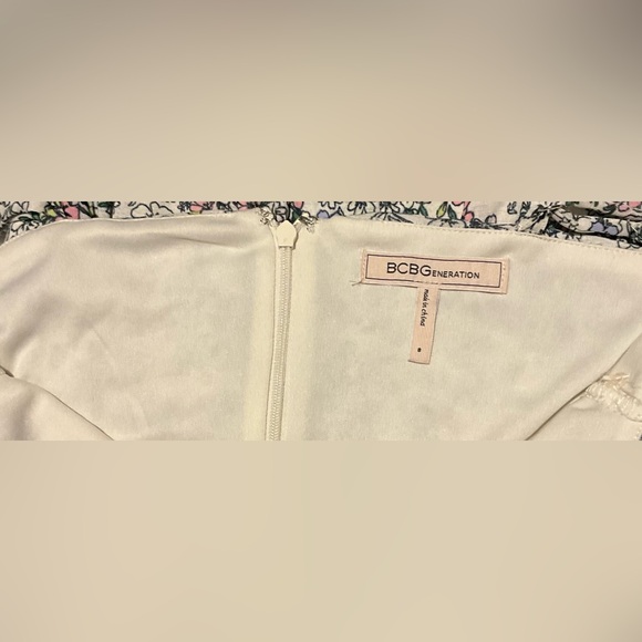 BCBGeneration Tulip-Hem Bodycon Slip Dress Size 8 Floral Geranium GU07D21-GER - Picture 5 of 5